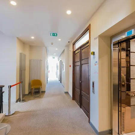Ve Adakale Hotell *