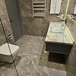 Ve Adakale Hotel
