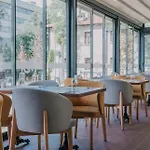 Hotel Ve Adakale *