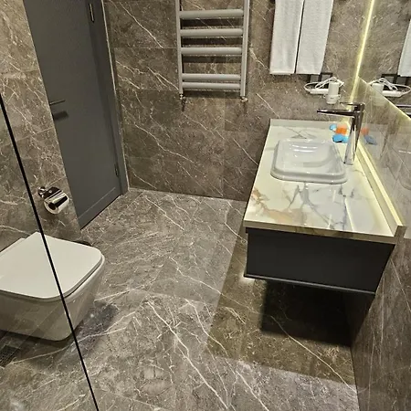 Ve Adakale Hotel